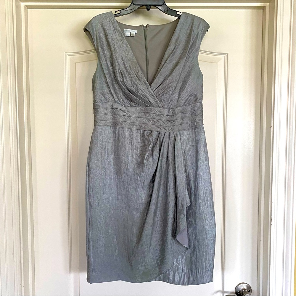London Times Silver Gray Dress Size 12